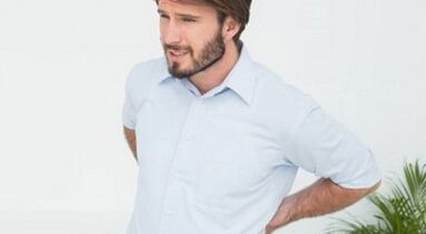 Эмне үчүн арткы арткы арткы жагында